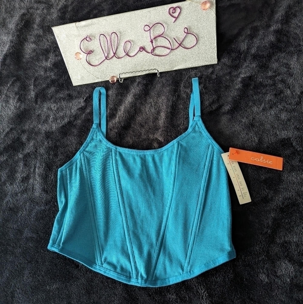 NWT Colsie Teal Crop with Boning XL